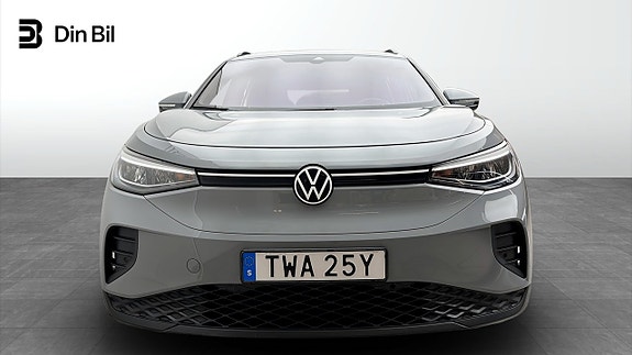 Volkswagen ID.4 4 of 12