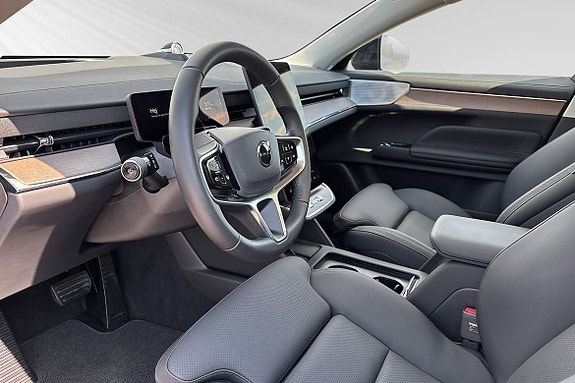 Volvo ES90 8 of 14