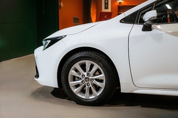 Toyota Corolla 7 of 26