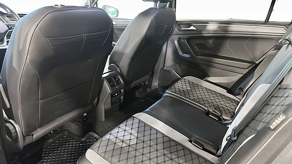 Volkswagen Tiguan Allspace 12 of 20