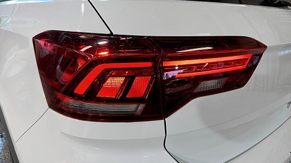 Volkswagen T-Roc 14 of 20