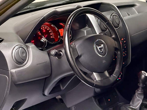 Dacia Duster 9 of 18