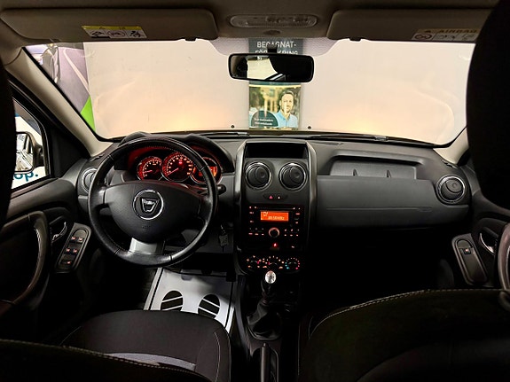 Dacia Duster 6 of 18