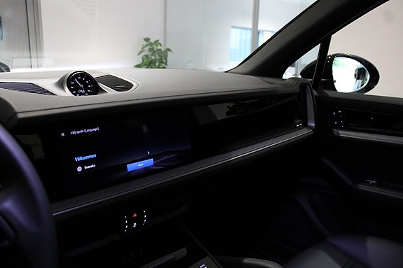 Porsche Cayenne S 17 of 24