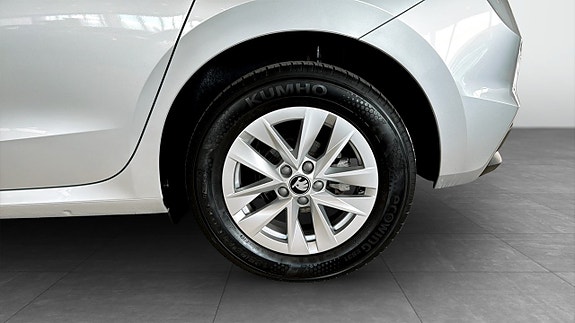 Skoda Fabia 6 of 13