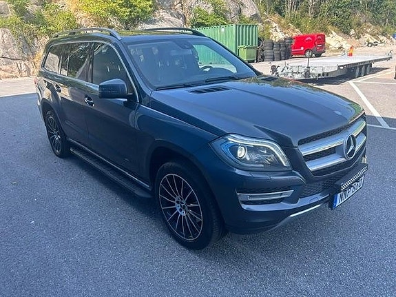 Mercedes-Benz GL350 6 of 30
