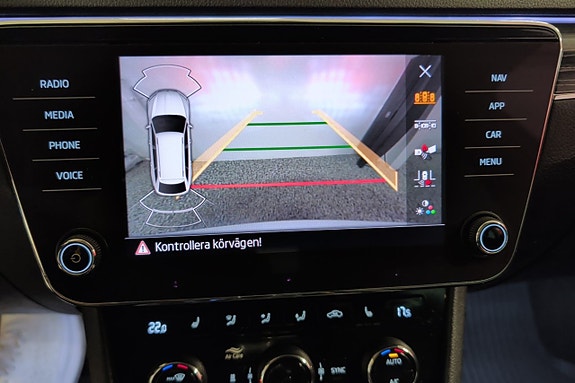Skoda Superb 14 of 26