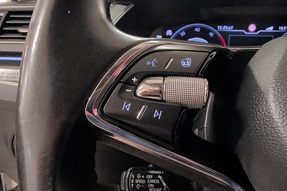 Skoda Superb 16 of 26