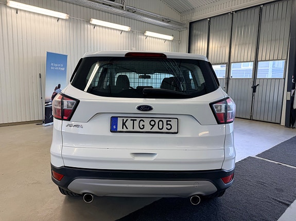 Ford Kuga 3 of 5
