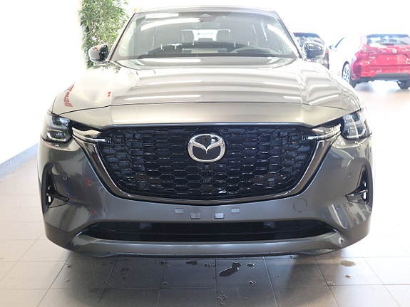 Mazda CX-80 4 of 5
