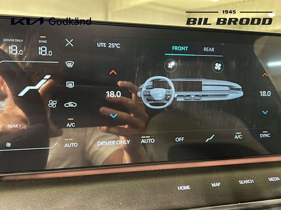 Kia EV9 13 of 15