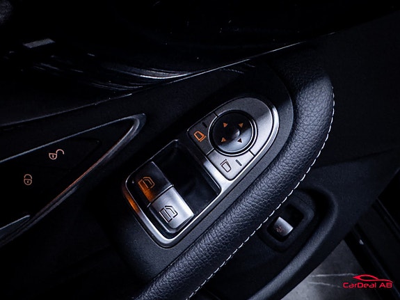 Mercedes-Benz C200 26 of 26