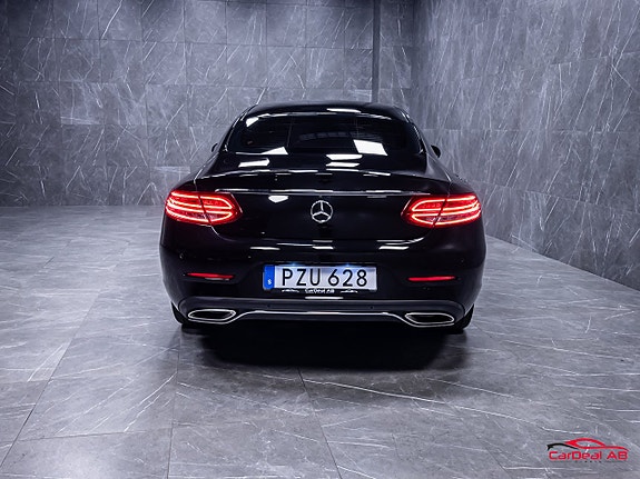 Mercedes-Benz C200 6 of 26