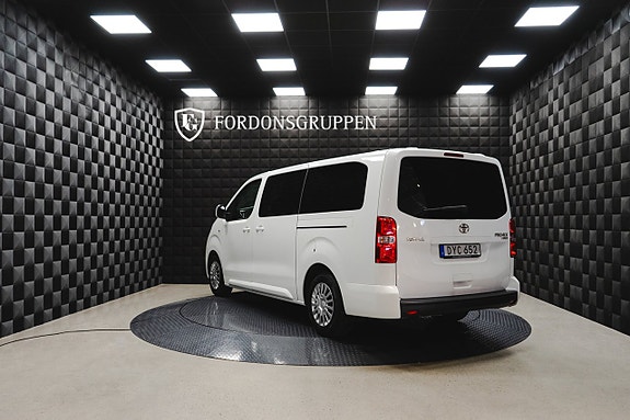 Toyota Proace Verso 3 of 5