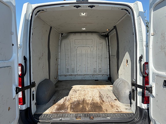 Renault Master 6 of 11