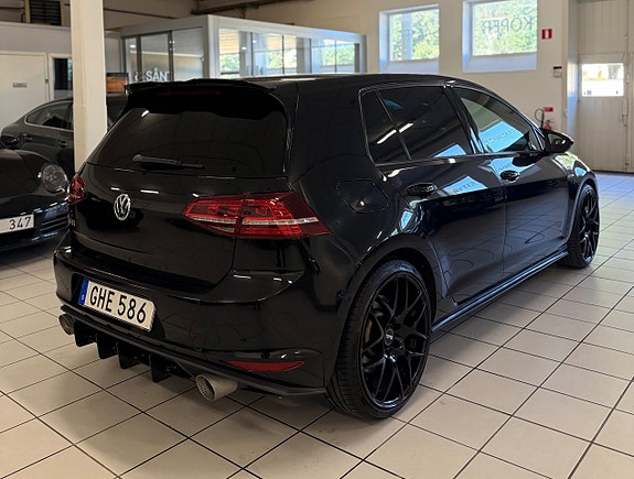 Volkswagen Golf I 3 of 18