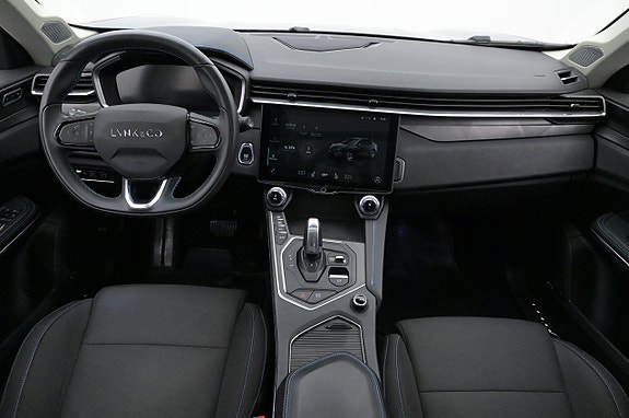 Lynk & Co 01 6 of 27