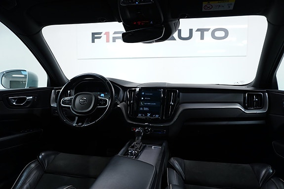 Volvo XC60 8 of 27