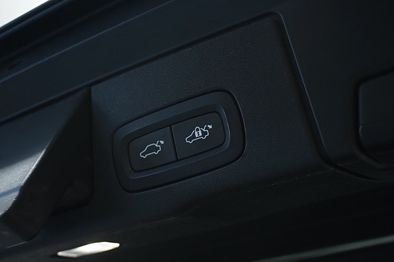 Volvo XC60 25 of 27