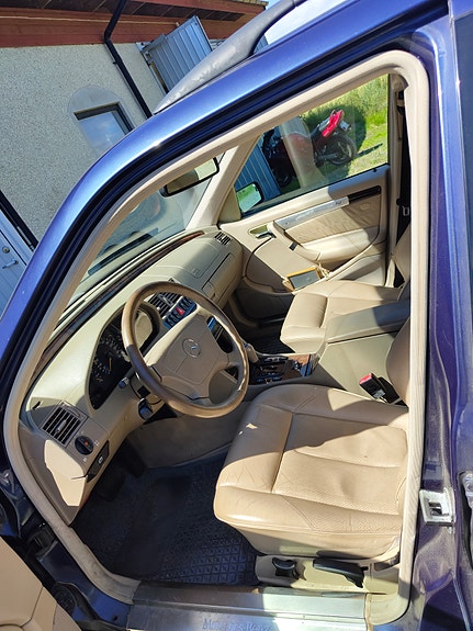 Mercedes-Benz C240 7 of 7
