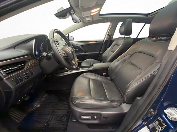 Toyota Avensis 12 of 30