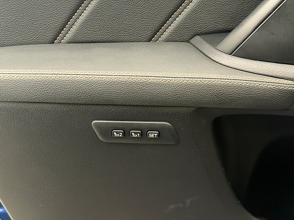 Toyota Avensis 17 of 30