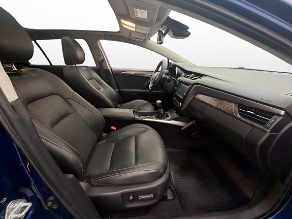 Toyota Avensis 9 of 30