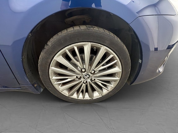 Toyota Avensis 27 of 30
