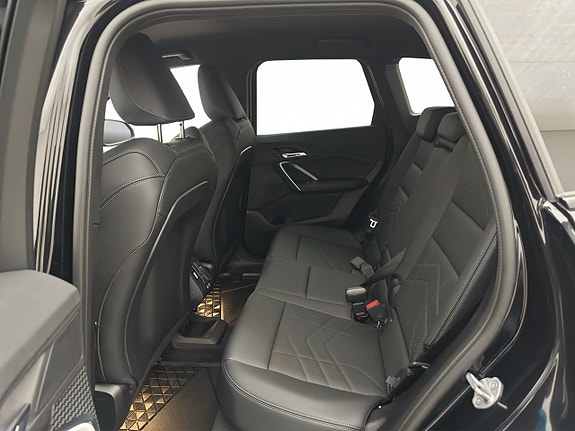 BMW X1 17 of 30