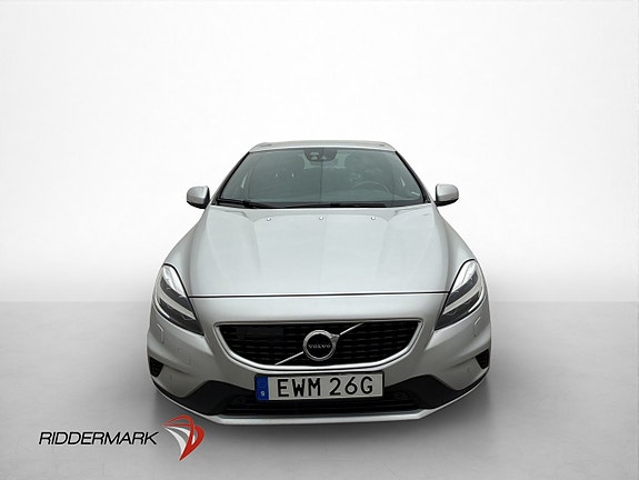 Volvo V40 2 of 30