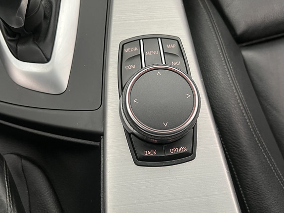 BMW 320d 28 of 30