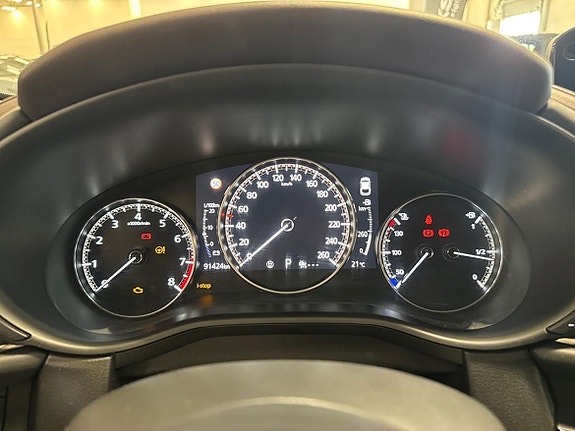Mazda CX-30 12 of 14