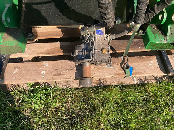Kellfri Slåtterbalk 160 med egen hydraulik 2 of 9