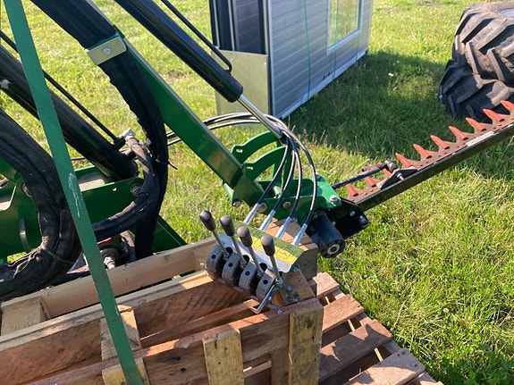 Kellfri Slåtterbalk 160 med egen hydraulik 7 of 9