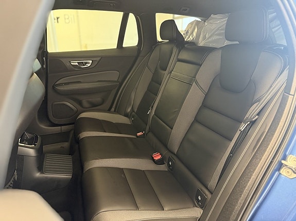 Volvo V60 7 of 22
