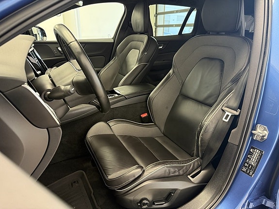 Volvo V60 13 of 22