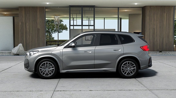 BMW X1 4 of 13
