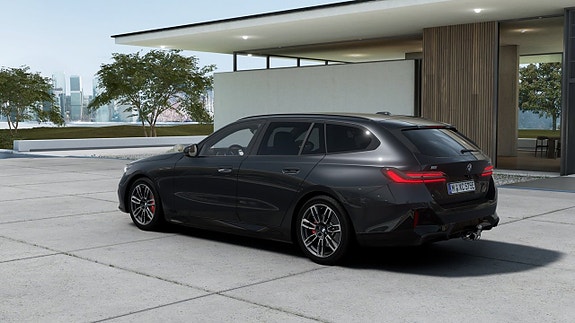 BMW i5 2 of 13