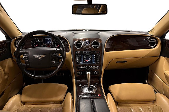Bentley Continental Flying Spur 12 of 26