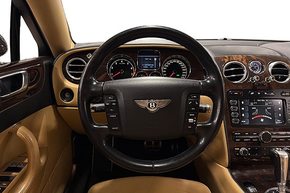 Bentley Continental Flying Spur 11 of 26