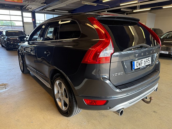 Volvo XC60 5 of 14