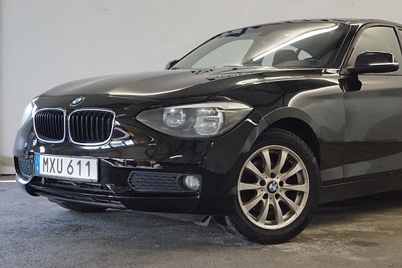 BMW 116d 3 of 5