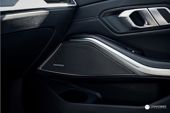 BMW M340d 24 of 27