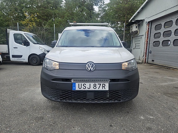 Volkswagen Caddy Maxi 2 of 27