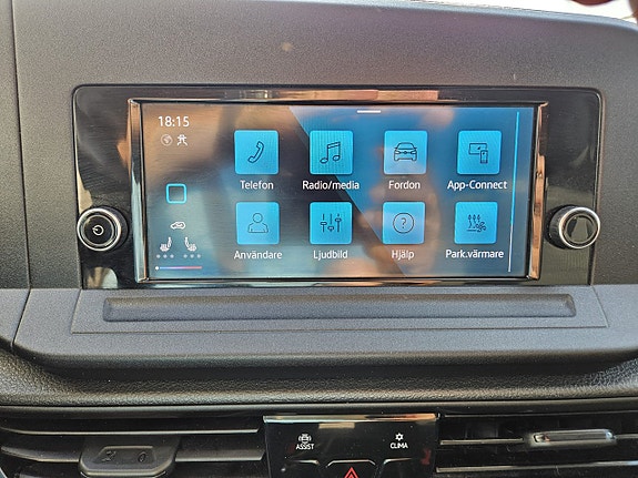 Volkswagen Caddy Maxi 22 of 27