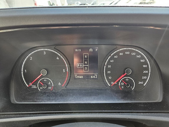 Volkswagen Caddy Maxi 26 of 27