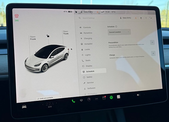 Tesla Model 3 21 of 29