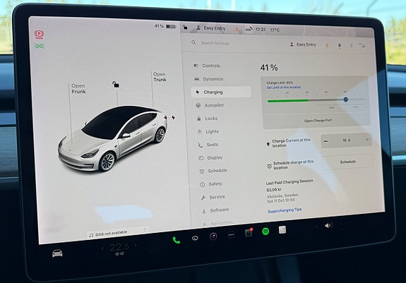 Tesla Model 3 16 of 29