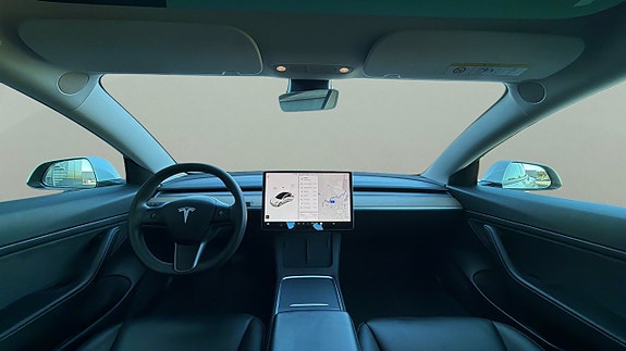 Tesla Model 3 6 of 29