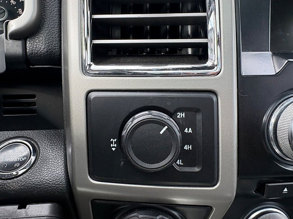 Ford F-150 17 of 23